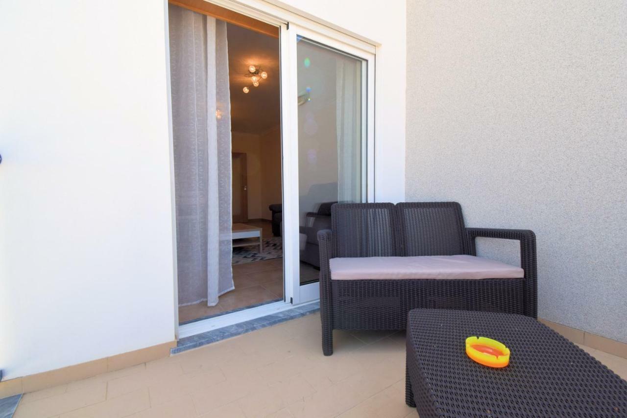 Perfect New In Apartment *